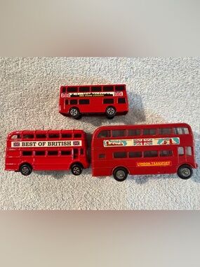 London Double-Decker Toy Bus Collection Classic Corgi Budgie Pencil Sharpener